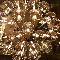 北欧风温馨客厅餐厅创意泡泡吊灯