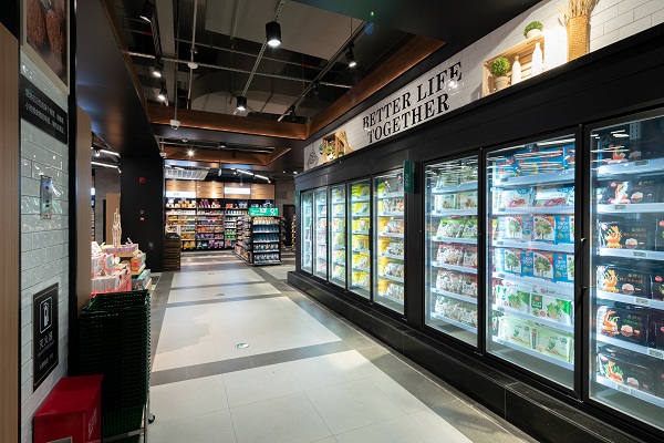 Role of Colorful Fresh Lamps in Convenience Stores and Supermarkets