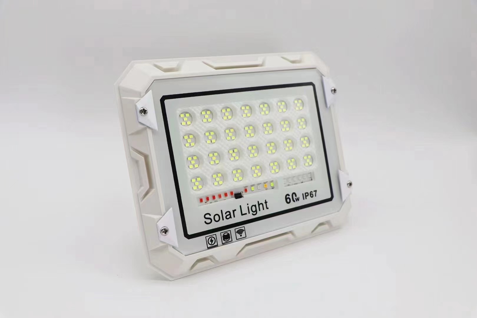产品1太阳能户外超量灯.jpg