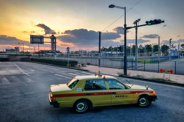 道路燈：照亮歸途的光