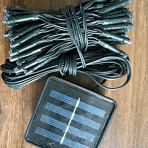 Solar energy-saving colored string light
