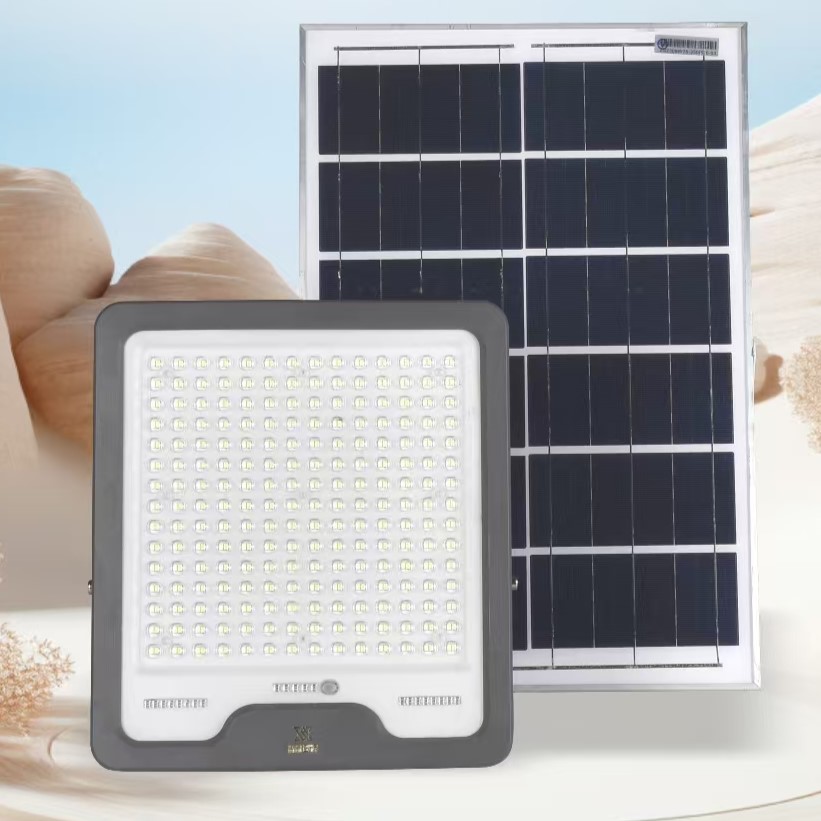 Waterproof high-brightness solar floodlight