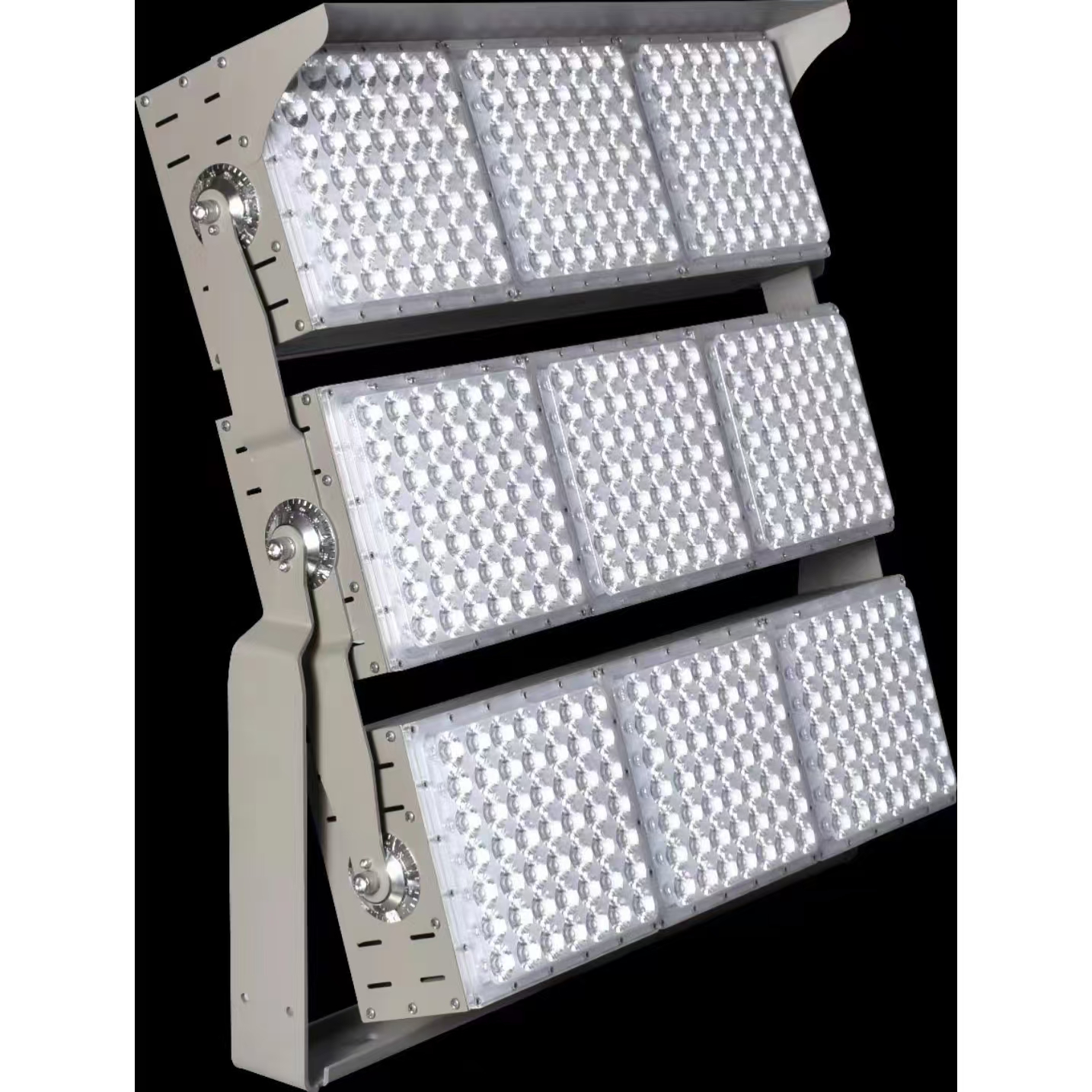 Waterproof and high-brightness stadium lighting