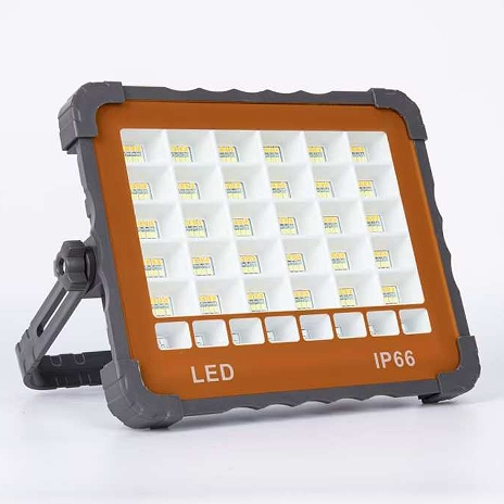 Multifunctional magnetic flood light