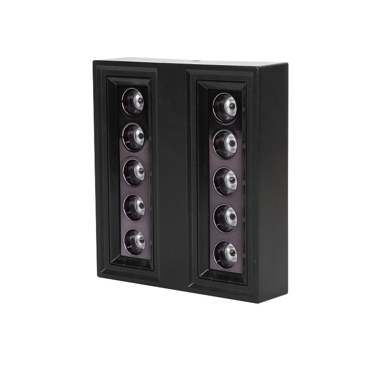 Bright downlight for exposed shop