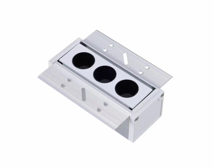 产品2现代简约高亮格栅灯.jpg