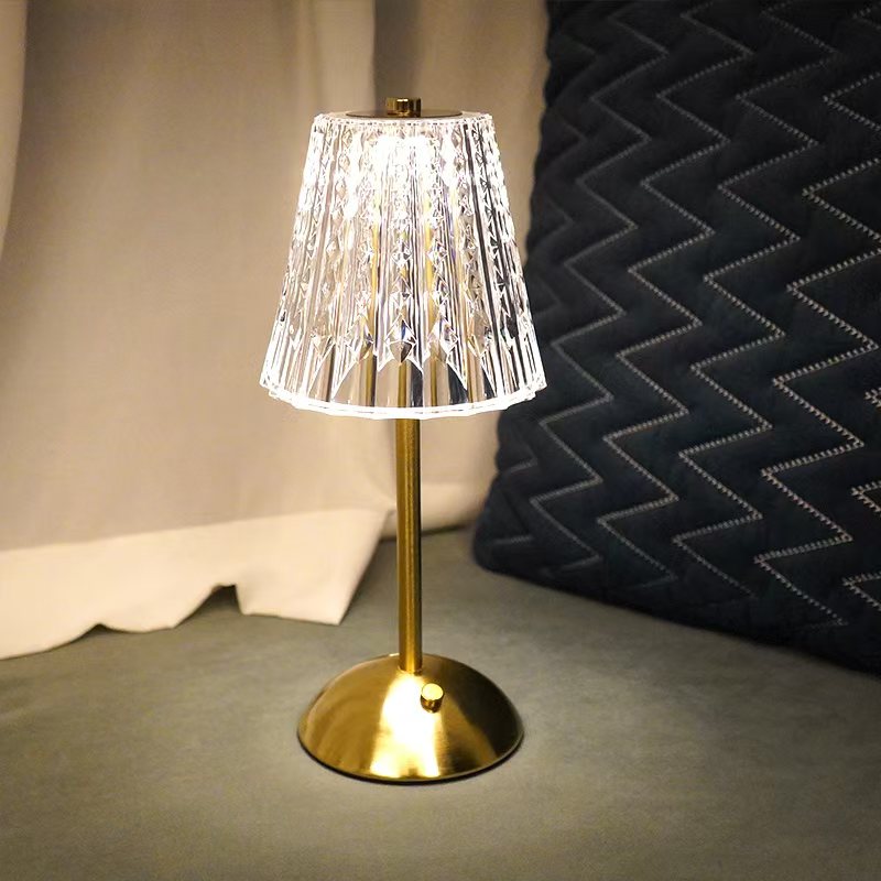 Light Luxury Gold Crystal Decorative Table Lamp