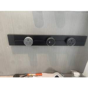 Household portable rail socket