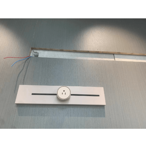 Mobile rail socket for wine cabinet and bar counter