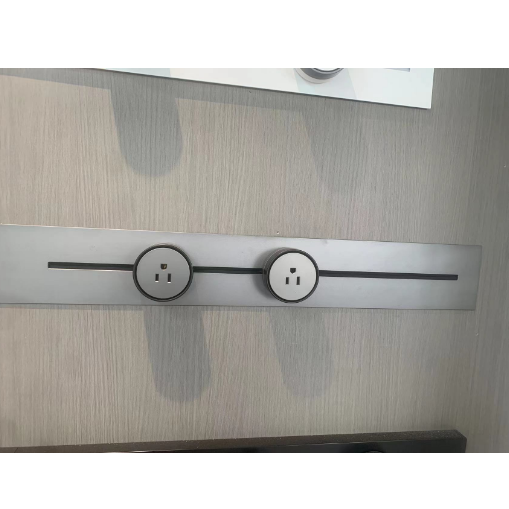 Mobile socket for household kitchen