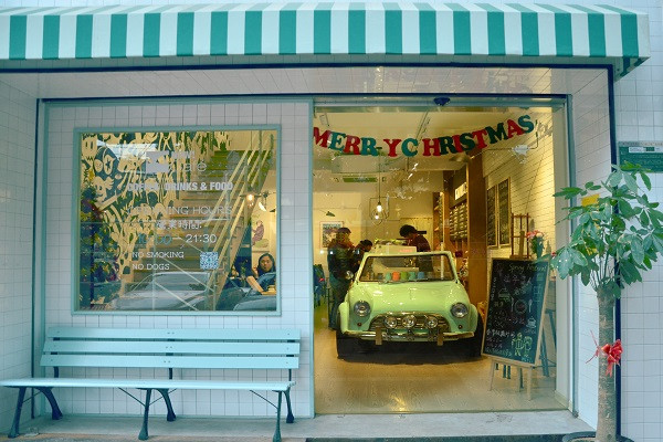 璀璨暖光店面筒燈，照亮商鋪魅力