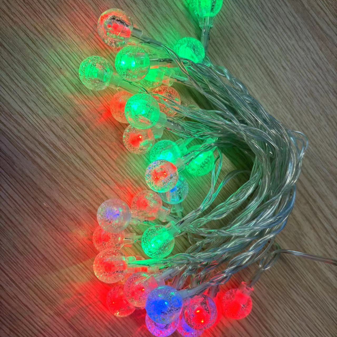 高亮插电圆球彩灯