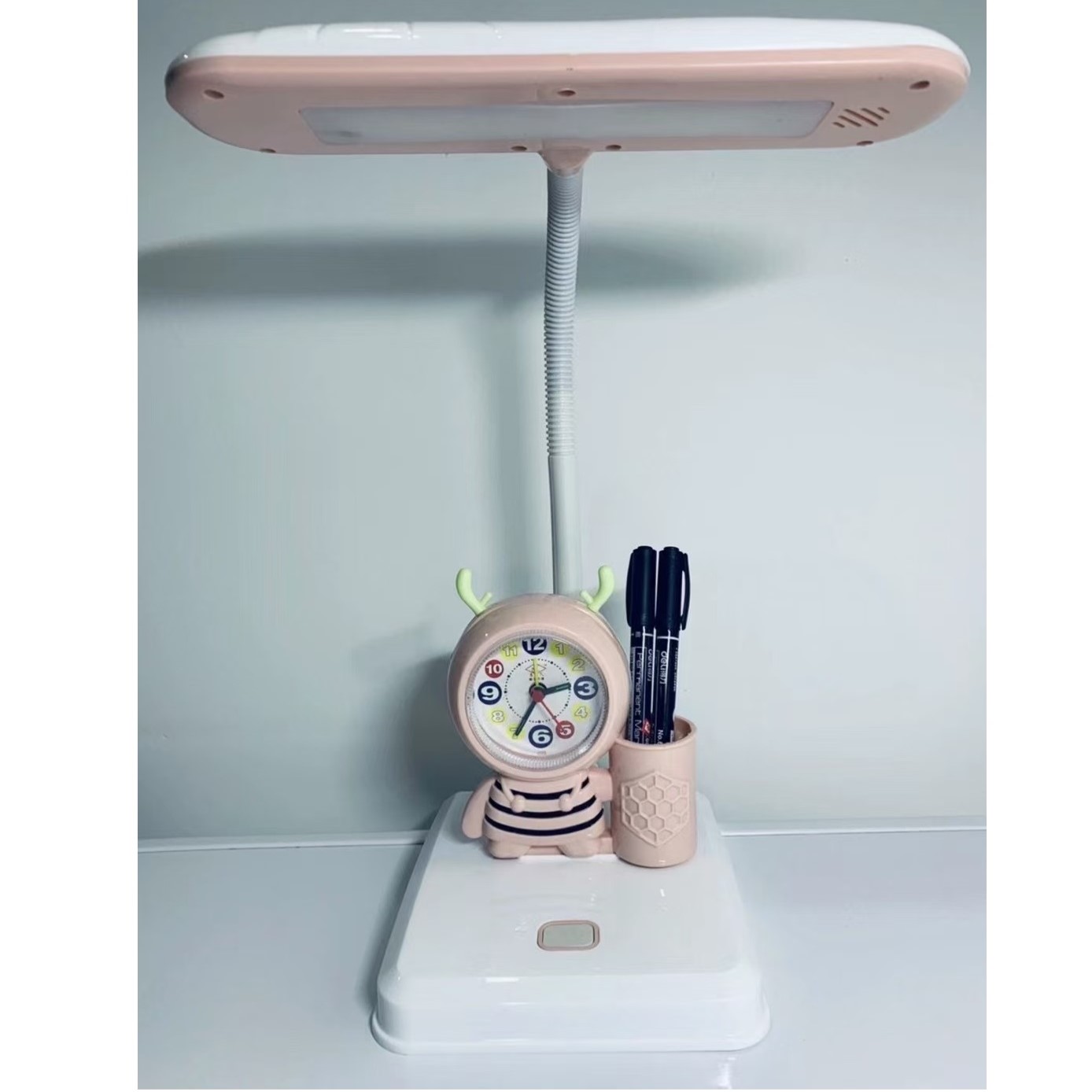 Children's desk, cute table lamp