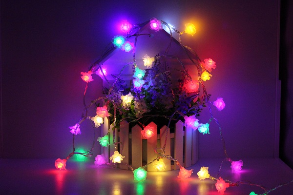 The Decorative Effect of the One-meter Colorful String Light