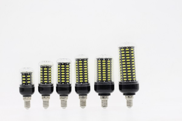 LED照無極玉米燈調(diào)光功能的重要性