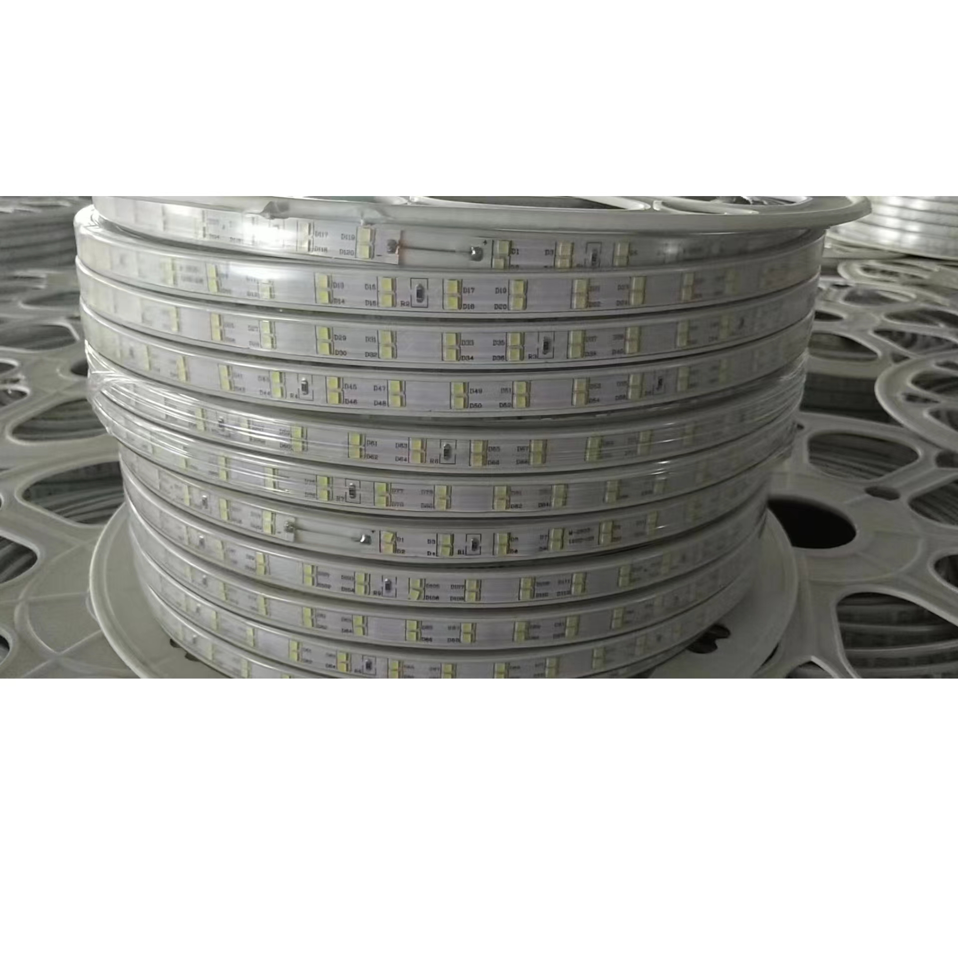 LED灯带户外防水灯条