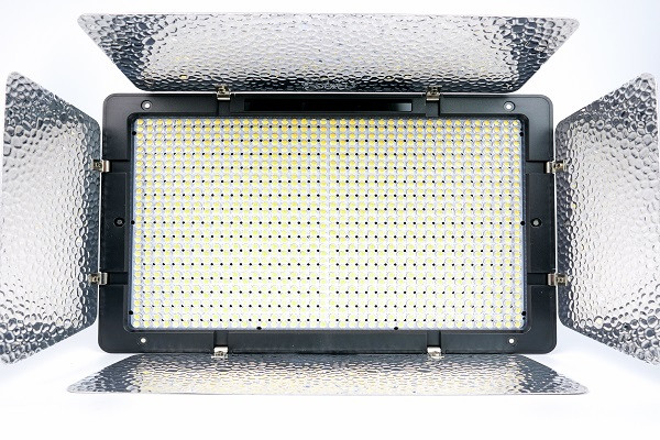 LED面板燈套件打造個性化照明