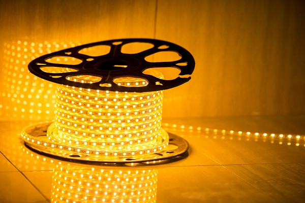 LED白光燈帶燈源的節(jié)能和亮度效果怎么樣？