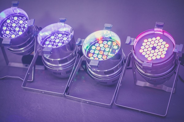 LED工礦燈，廠房燈的照明范圍