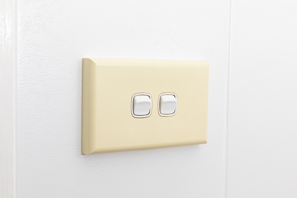 Understanding the Role of the Minimalist Three-Gang Three-Way Switch in Lighting Design