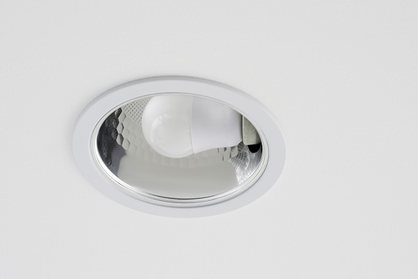 How to Compare Details and Prices of Injection-Molded Housings for Minimalist Downlights?