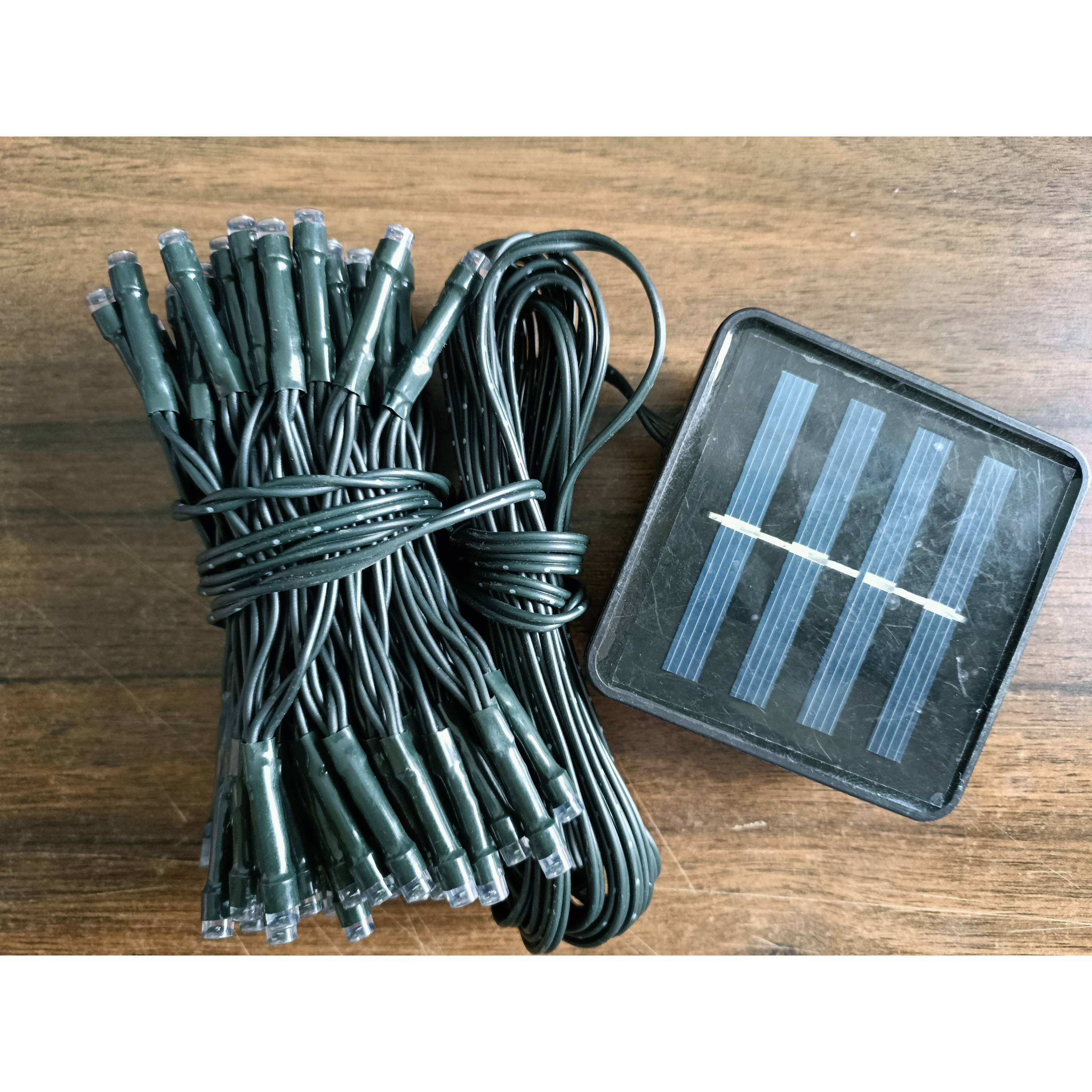 Solar outdoor waterproof flashing light
