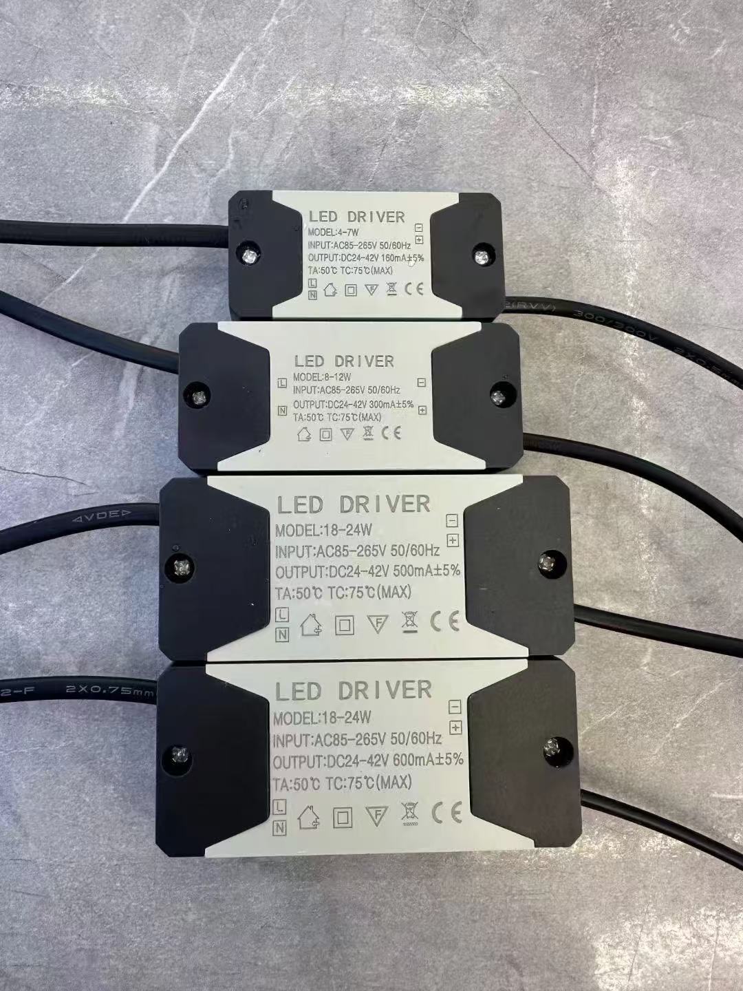 产品8新款办公室led电源系列.jpg