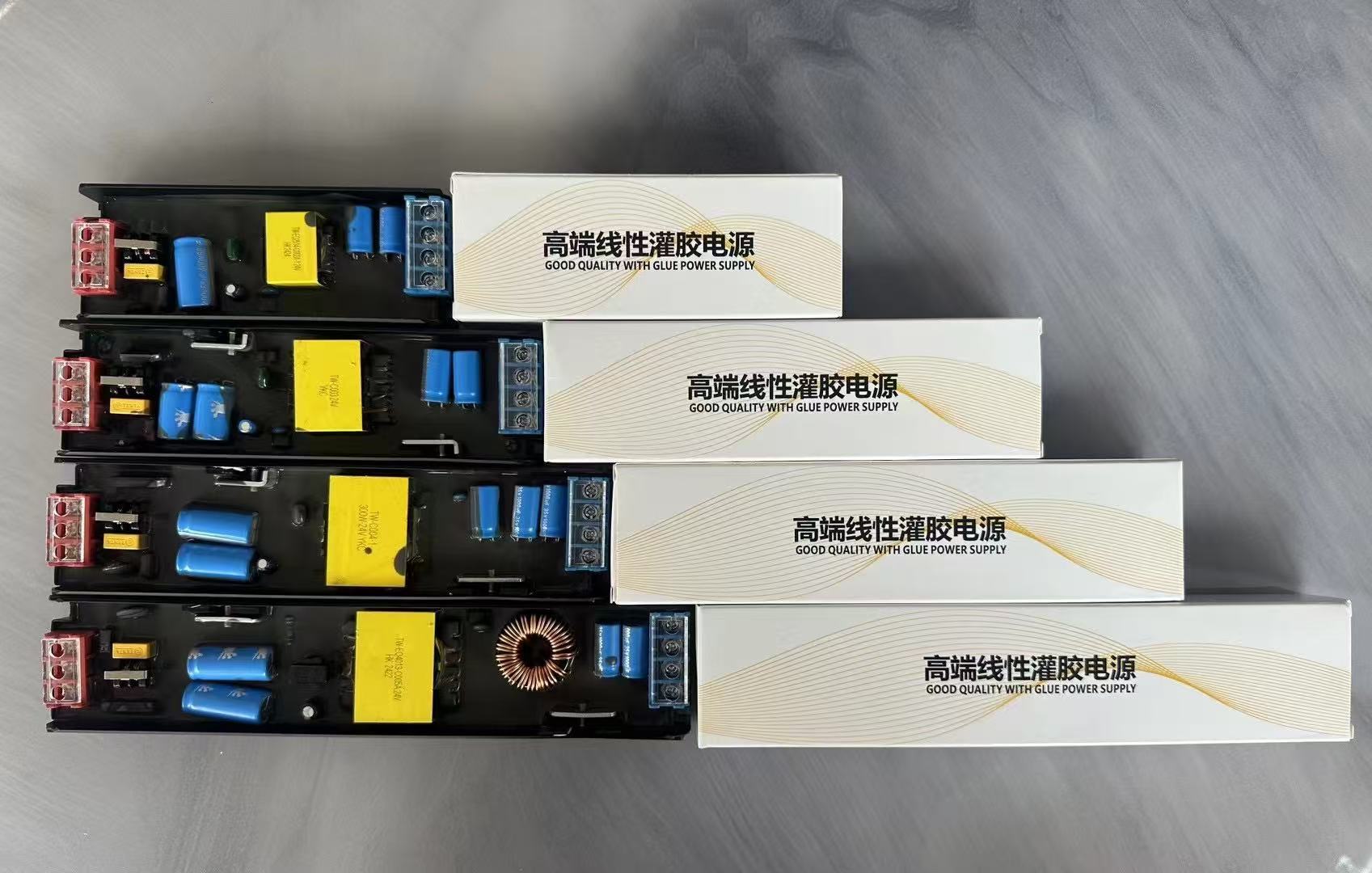 产品3高端线性灌胶电源.jpg