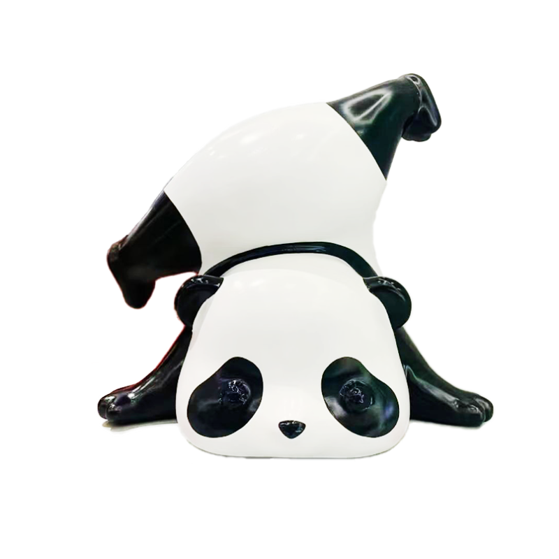 联球摔倒的小熊猫户外景观雕塑