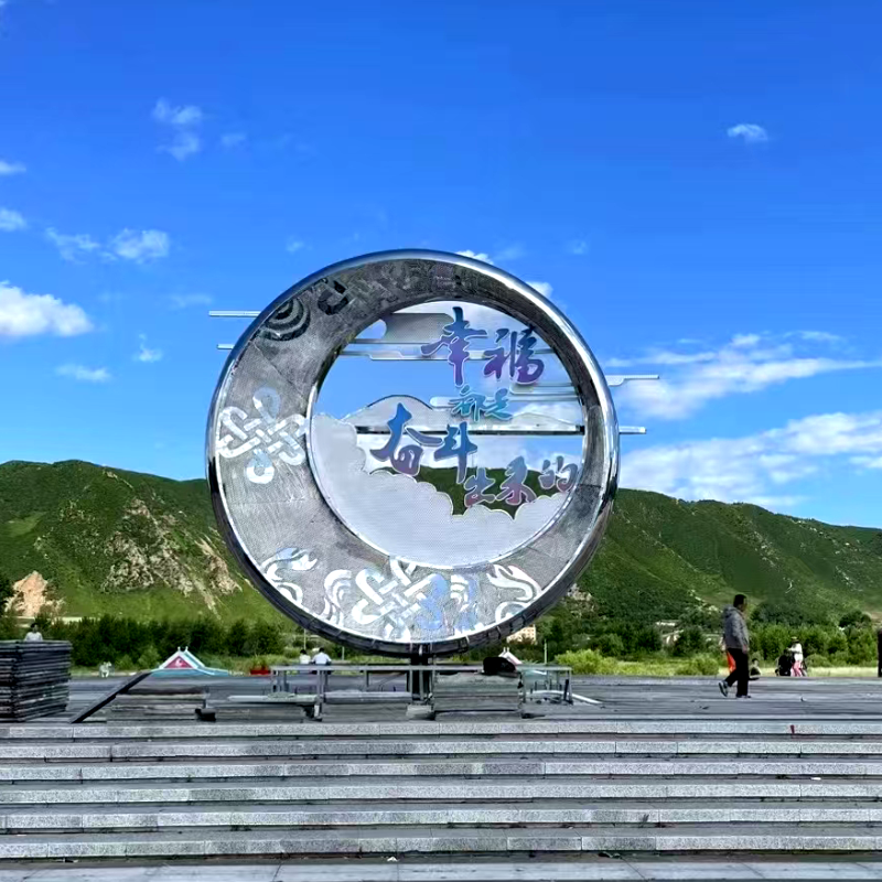联球月亮与中国结结合的艺术景观雕塑