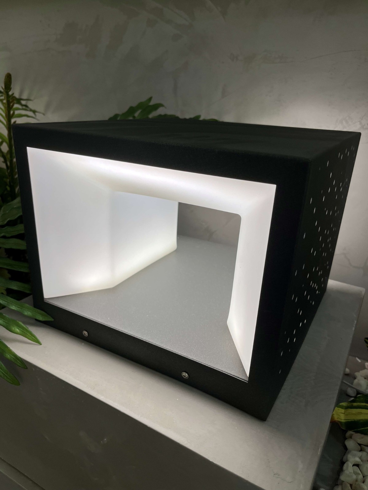 产品25黑白现代风庭院灯.jpg