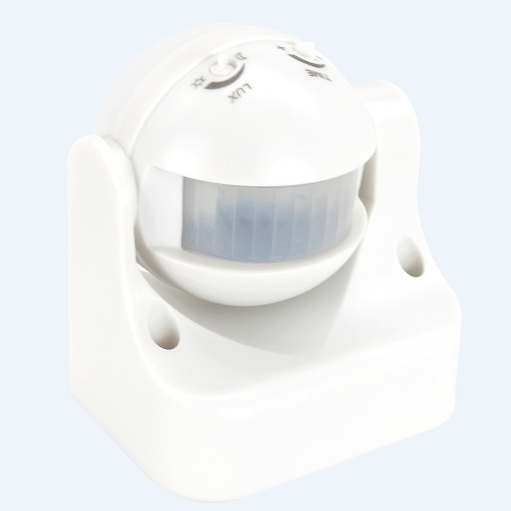 Wide voltage ball infrared sensor
