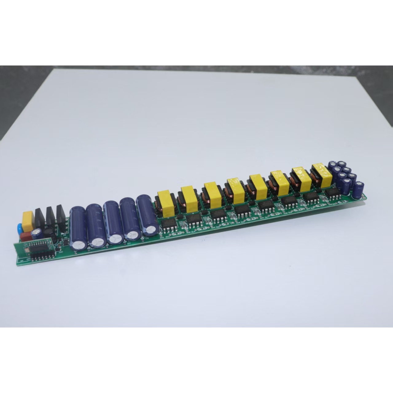Long strip power supply, wide voltage, flicker free LED power supply