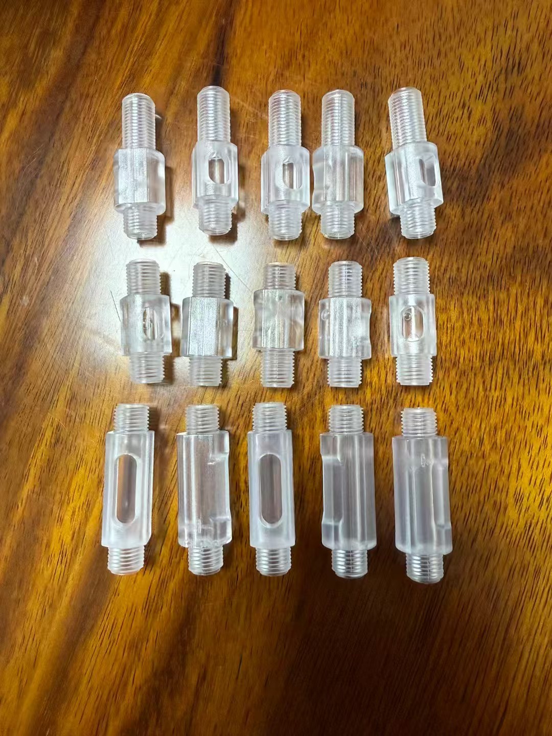 产品5绝缘灯具空心螺丝.jpg