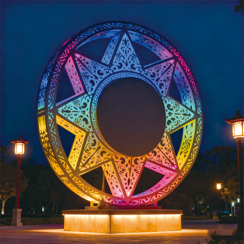 星环幻彩耀夜色景观装置适合城市广场、主题公园，旅游景区，酒店