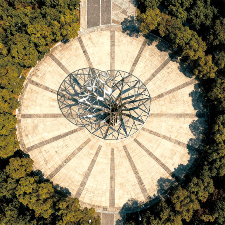 科技之树 景观灯 —未来感灯光与艺术造型融合的城市夜景观地标