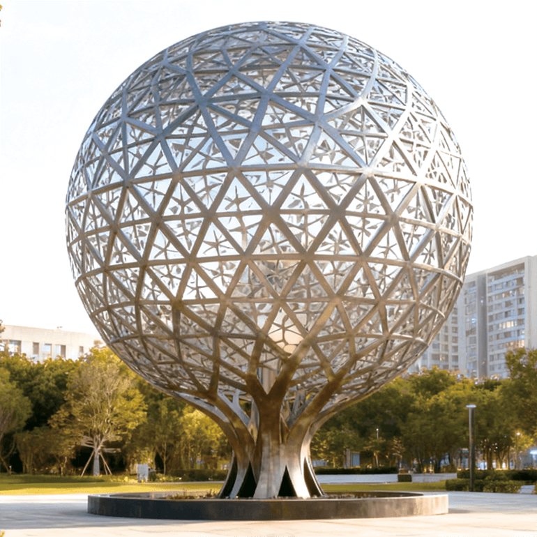 独特的树形底座与七彩镂空球很好融合适合公园、商业广场游乐场等