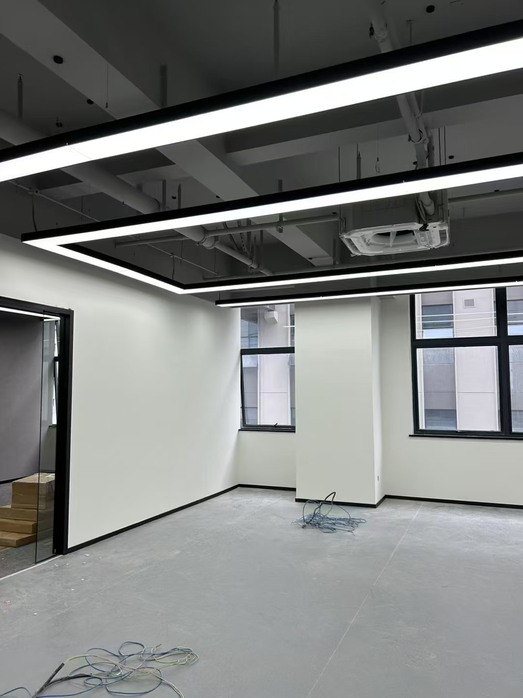 产品3LED办公室专用吊灯.jpg