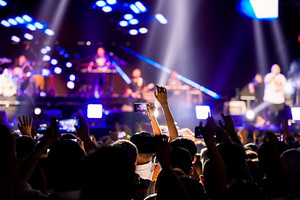 What are the suitable applications for 24W stage lighting par lights?