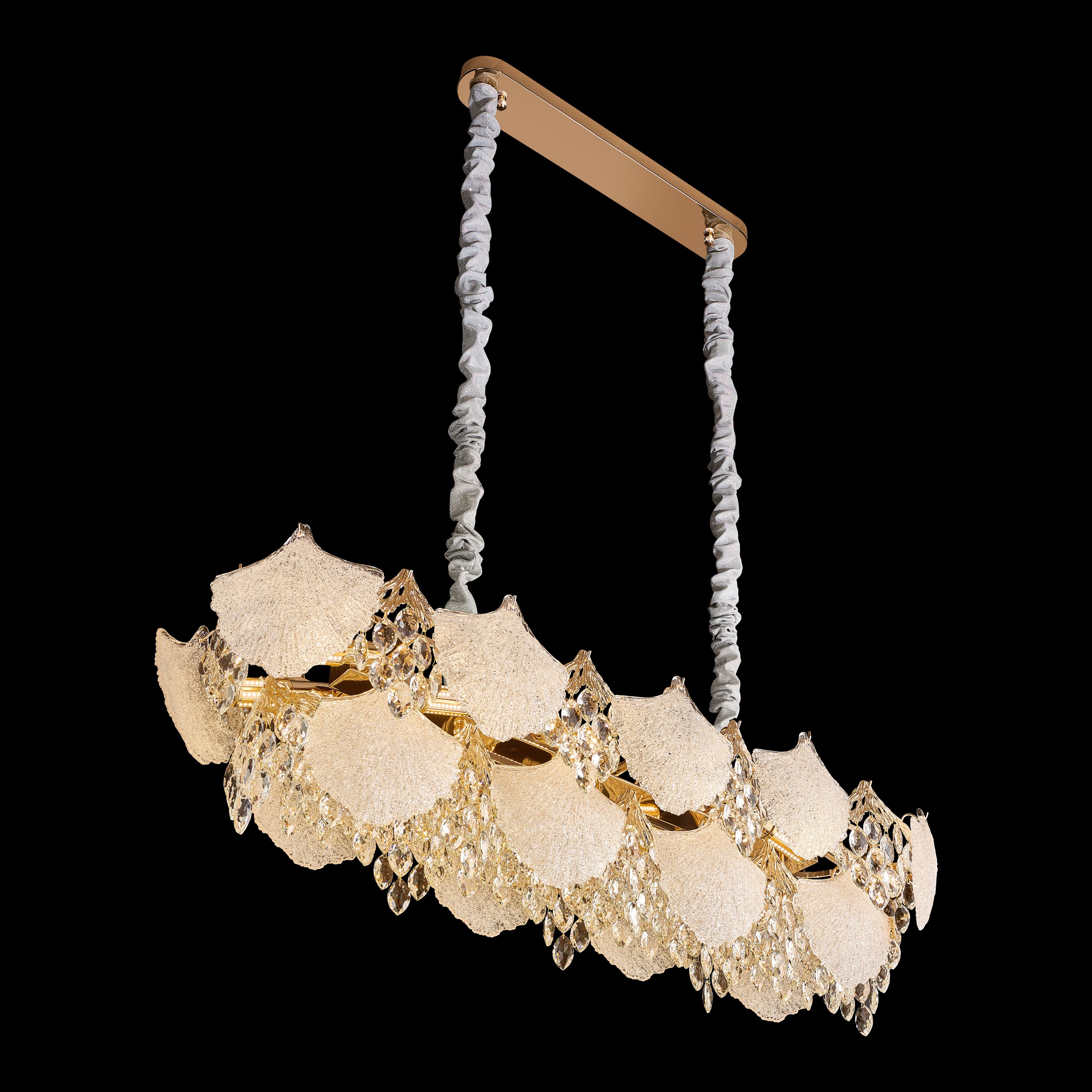 A simple and elegant long chandelier