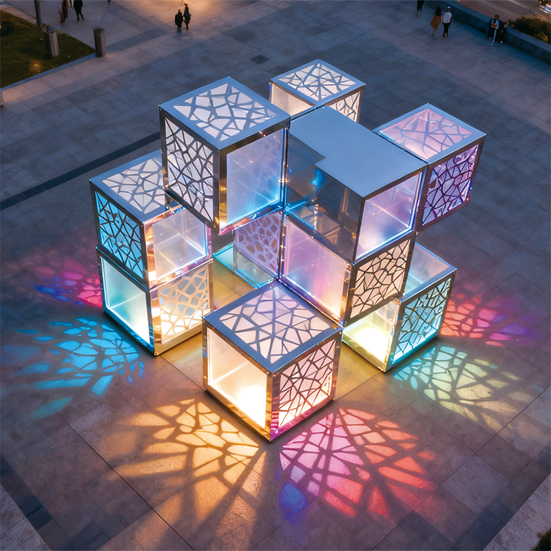 炫立方・棱光矩阵景观装置，适合广场、商业街、游乐场、文创街区