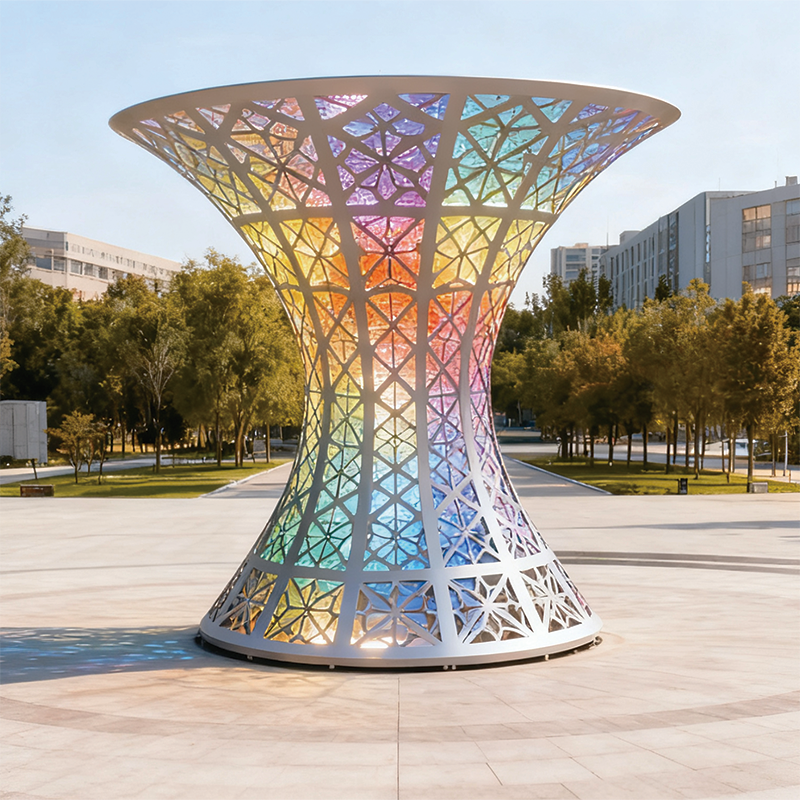 炫彩棱心圣杯景观装置适合广场公园、旅游景区、游乐场、文创街区