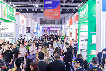 33rd Guzhen Lighting Fair Concludes,  Forging Industry’s New Chapter