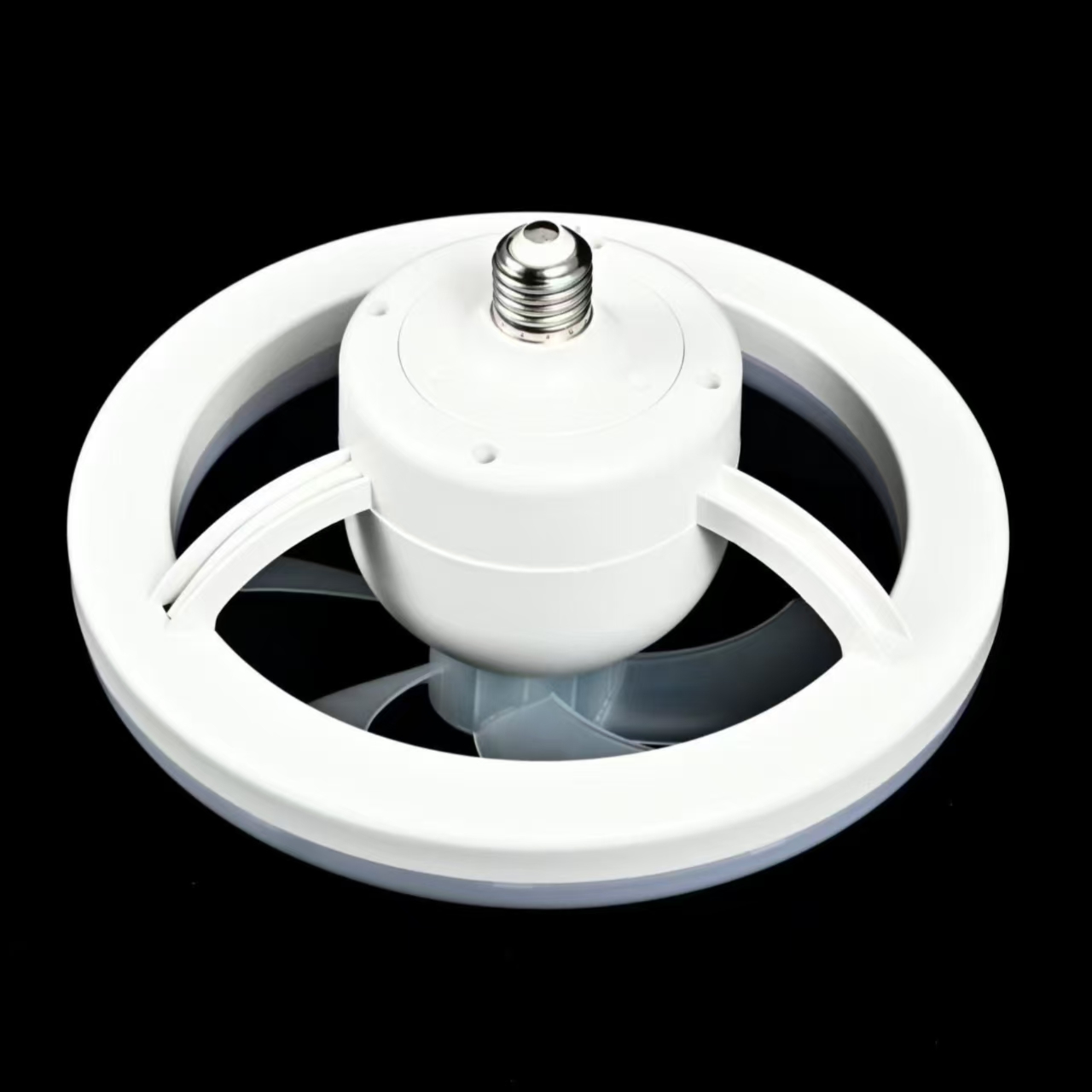 Light luxury modern shaking head fan light, small household use