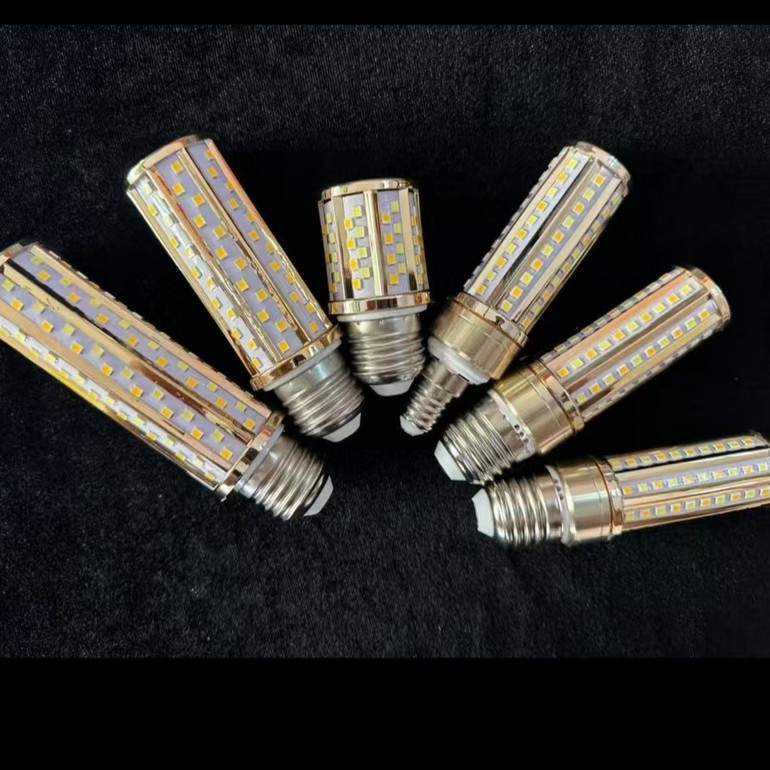 LED energy-saving bulb threaded port