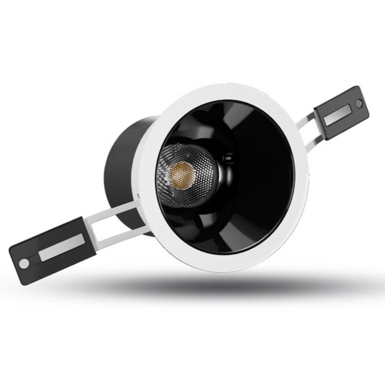 Intelligent high-brightness eye protection spotlight
