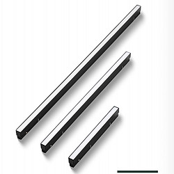 Magnetic recessed track light