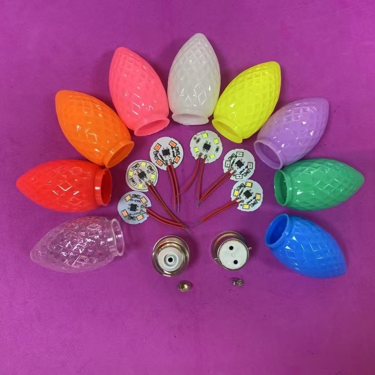Colored shells decorate bulb lights
