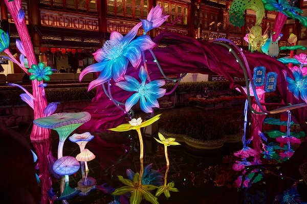 小花灯装饰效果与应用场景