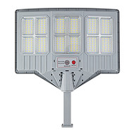 Adjustable brightness garden light